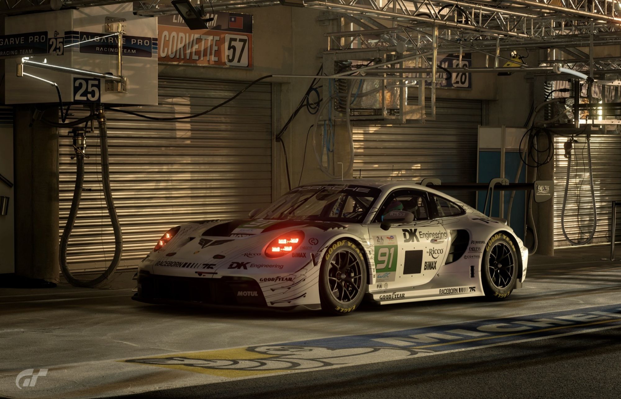 Porsche 75 years - Le Mans